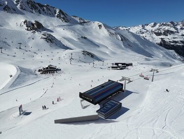 Rendering der neuen Höllkarbahn Bergstation | © Silvrettaseilbahn AG